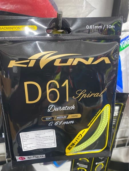 Đan vợt cước KIZUNA D61